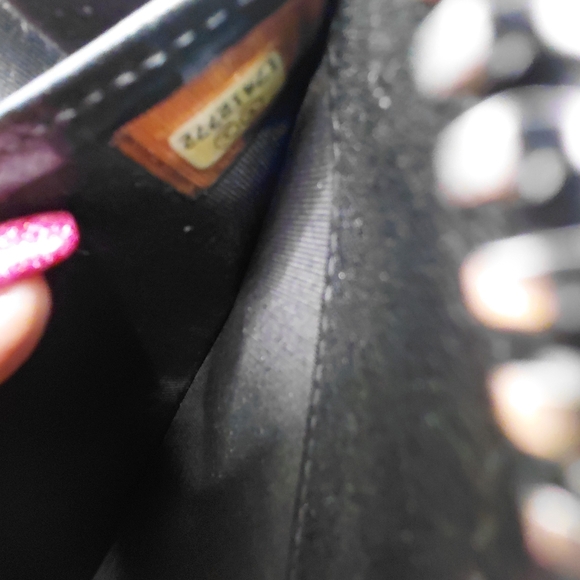 Chanel Black Patent Leather WOC - Picture 7 of 11